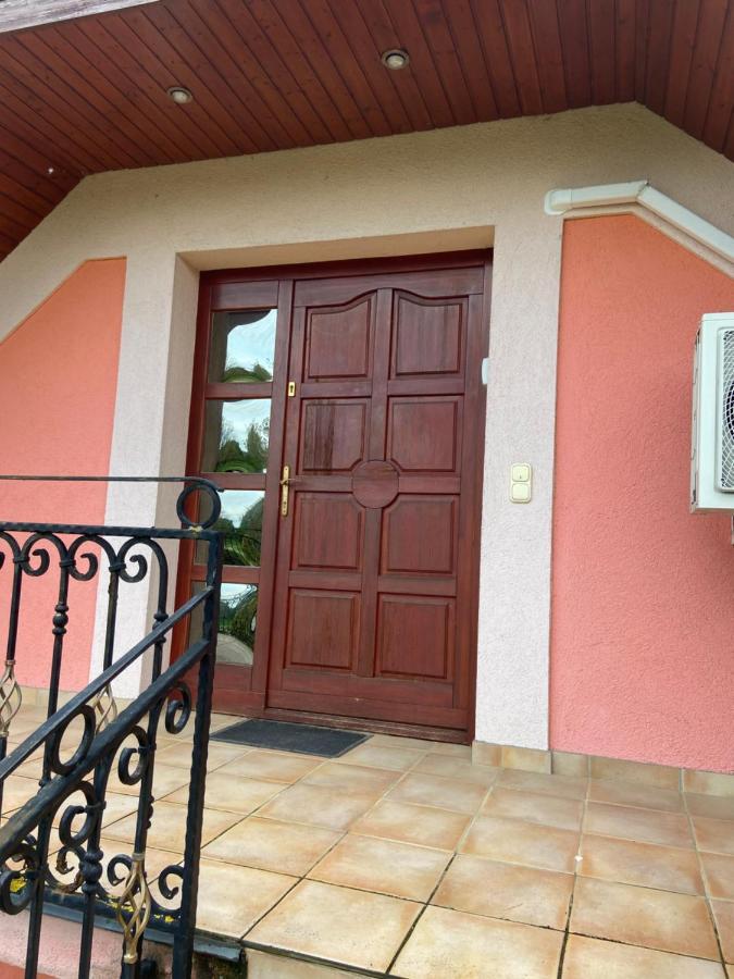 Apartment Roman Villa Хевиз Экстерьер фото